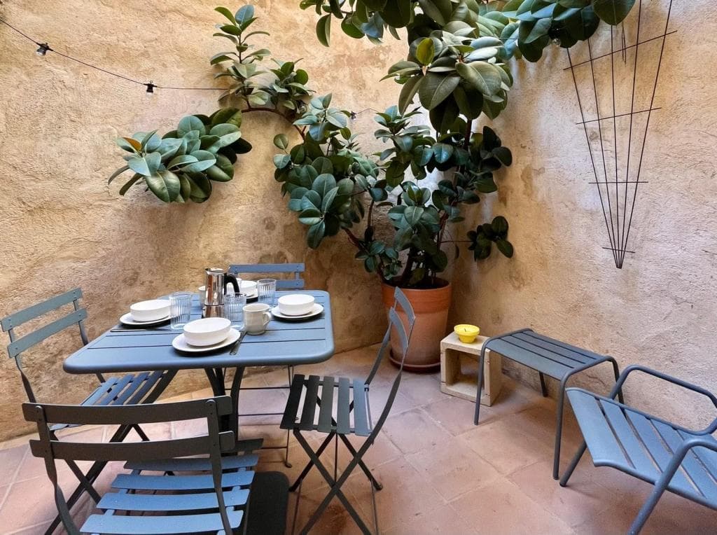 L'Arlésienne des Arènes* Arles Centre * Terrasse_Arles