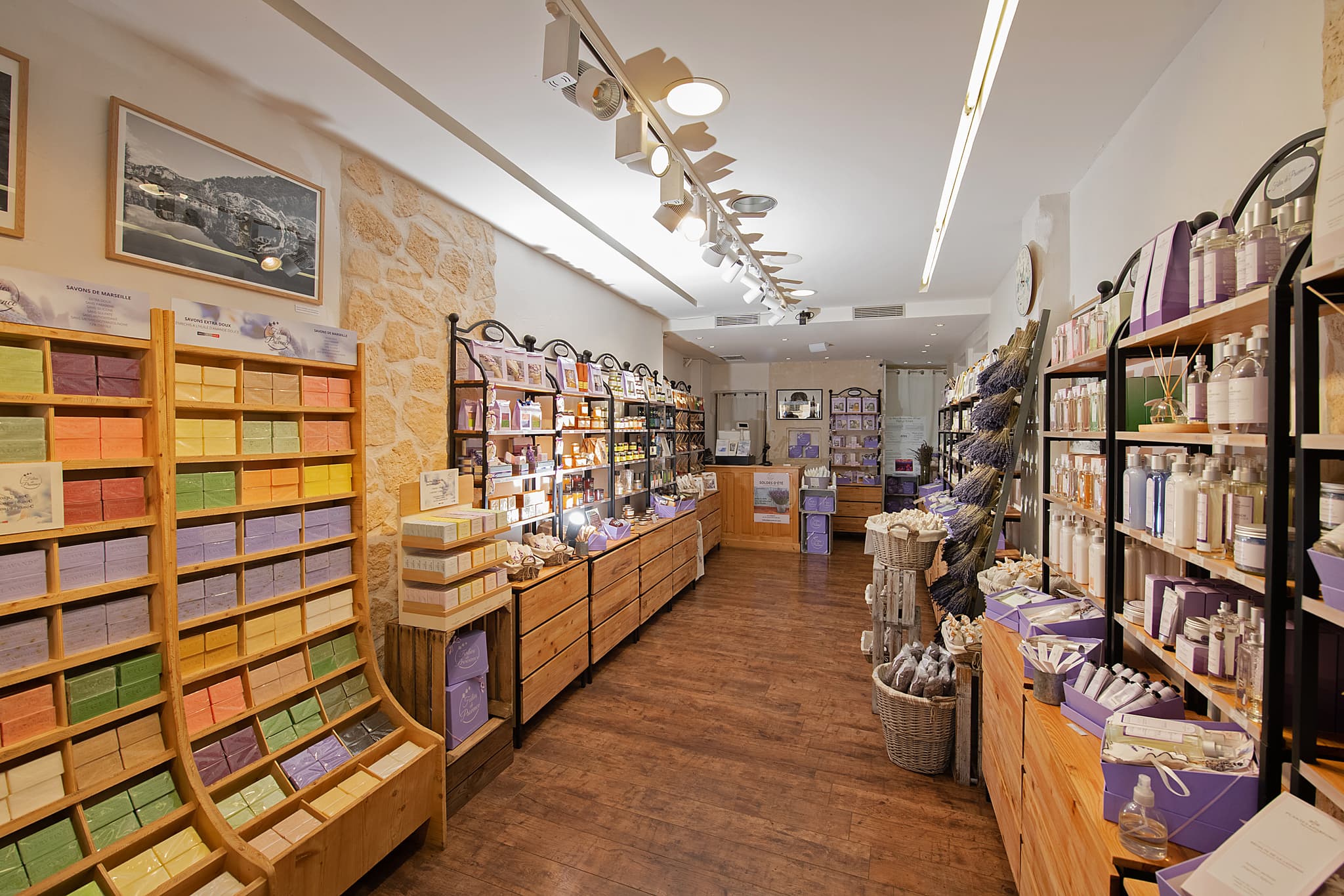 Folies de Provence Arles