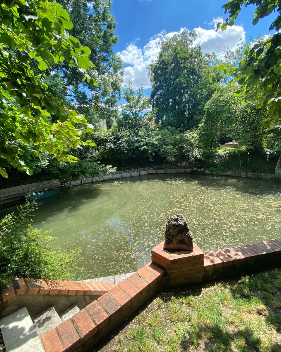 La cabane de troyes.jpeg