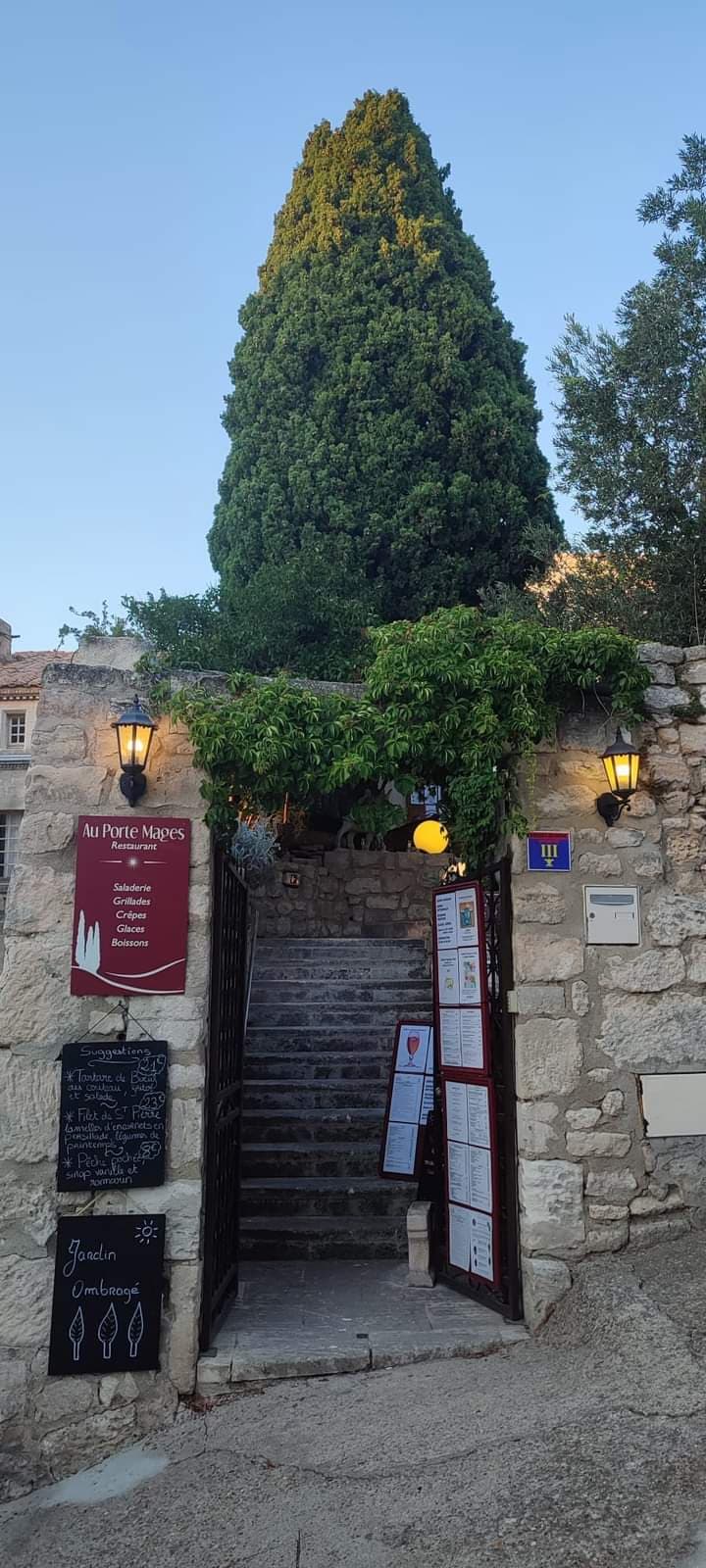 Au Porte Mages