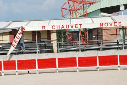 Arenes Regis Chauvet