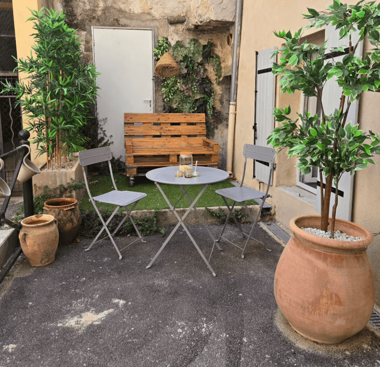 T2 DE CHARME EN VILLE PROVENÇALE_Fuveau