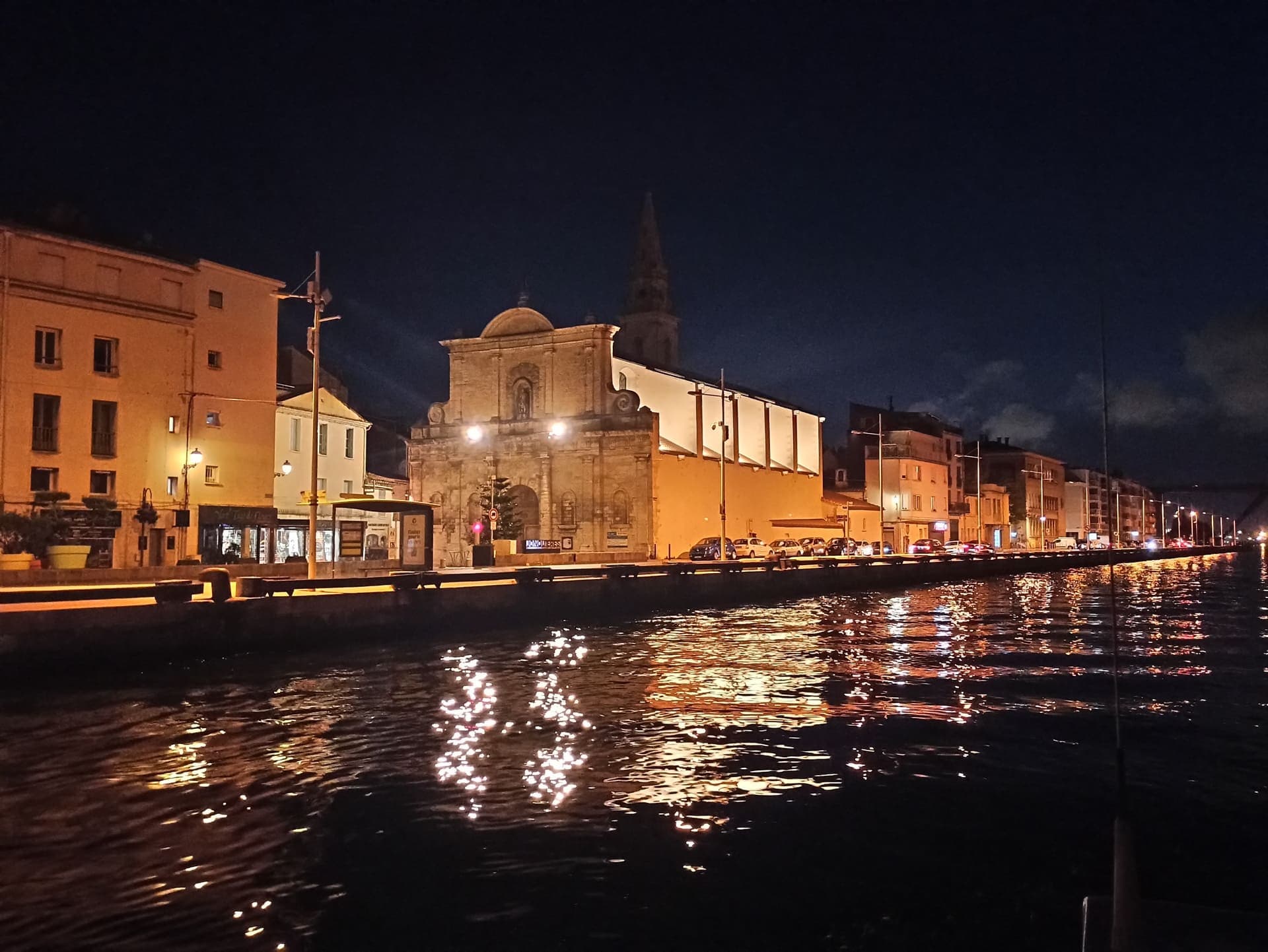 Balade en bateau au coucher de soleil_Martigues