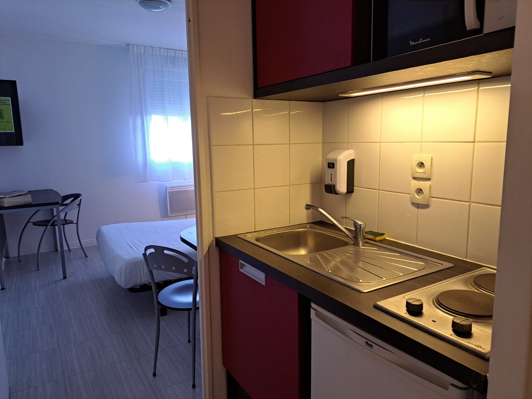 Kitchenette
