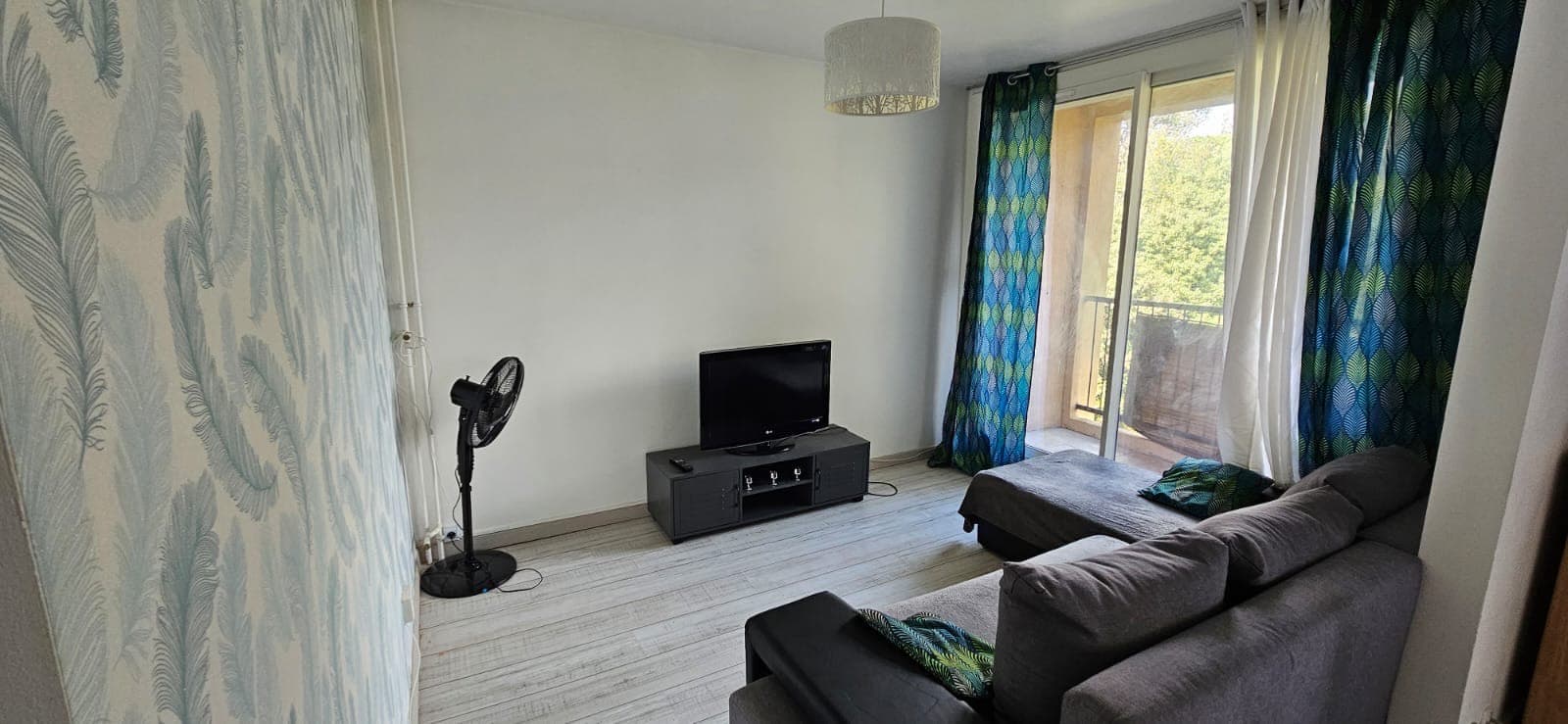 Urbino / Appartement entier meublé_Istres