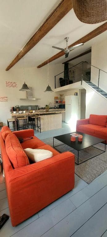 Magnifique LOFT Déco sur le port et à 5mn des plages wifi Clim 85 m2_La Ciotat
