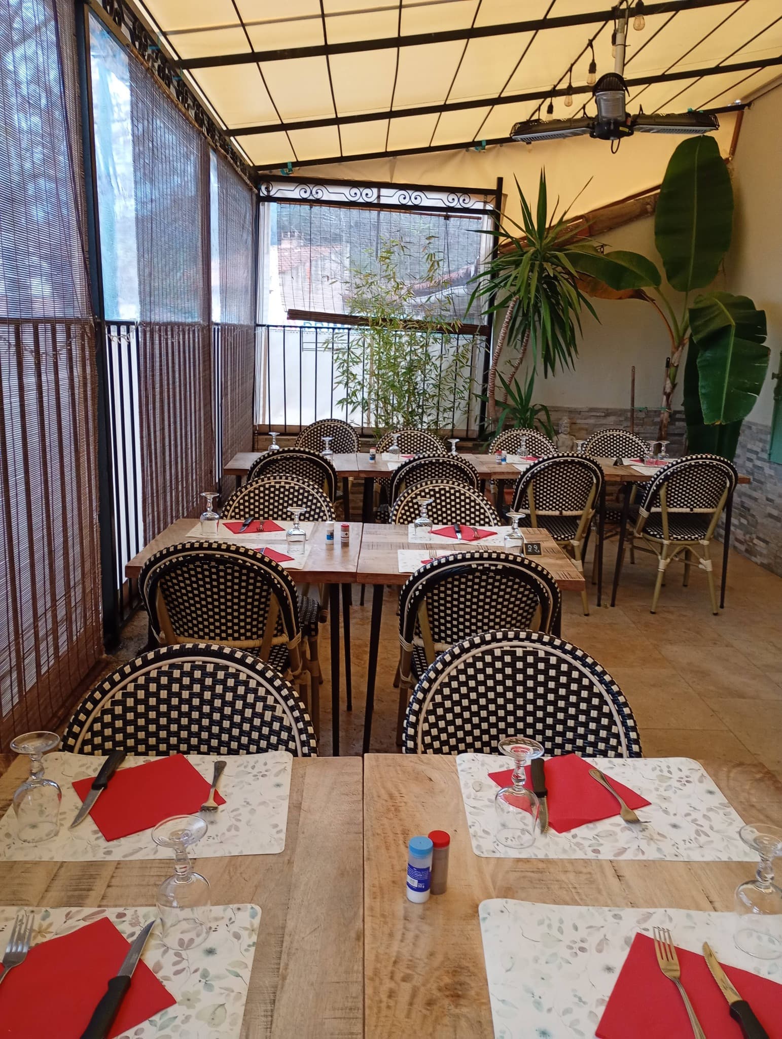 Terrasse ombragée