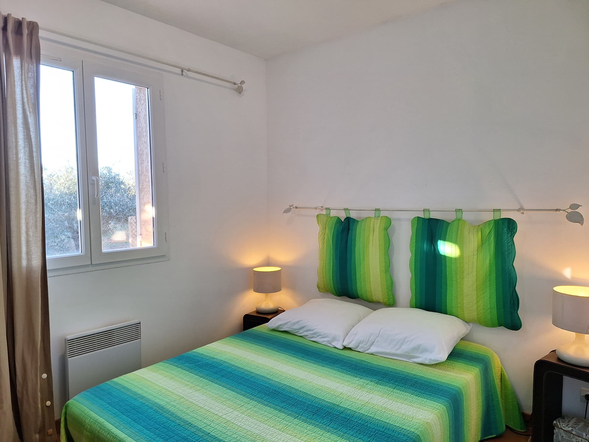 chambre 1lit 1.40