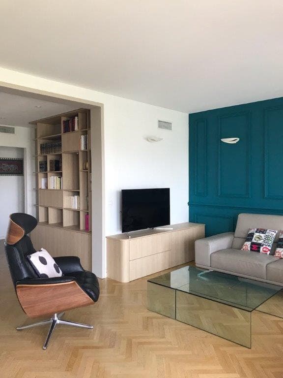 réalisation de meuble et décoration murale