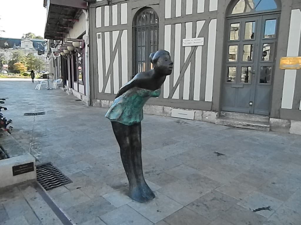 La Dame au Baiser (1).JPG